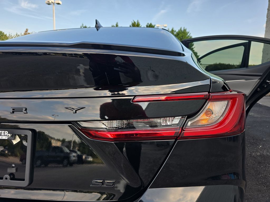 2025 Toyota Camry SE photo 30