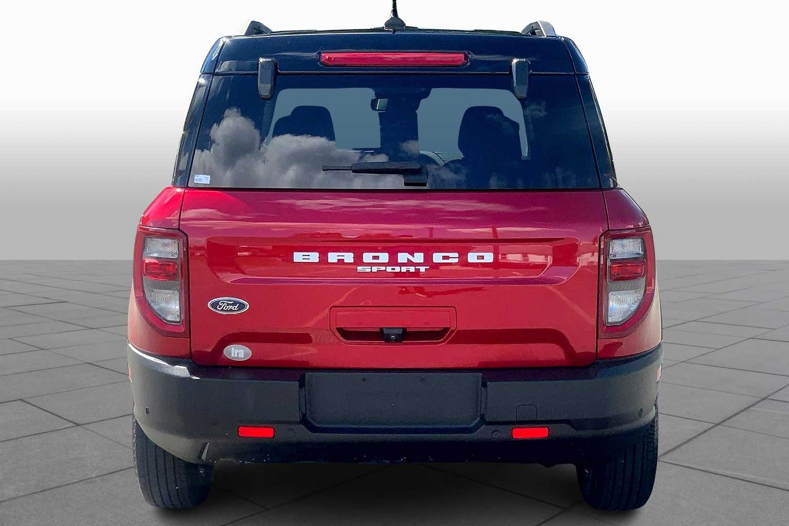 2021 Ford Bronco Sport Outer Banks photo 4