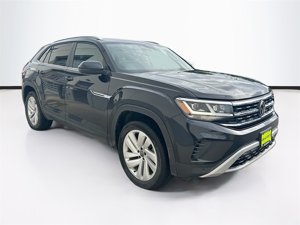 2023 Volkswagen Atlas Cross Sport V6 SE Technology photo 2