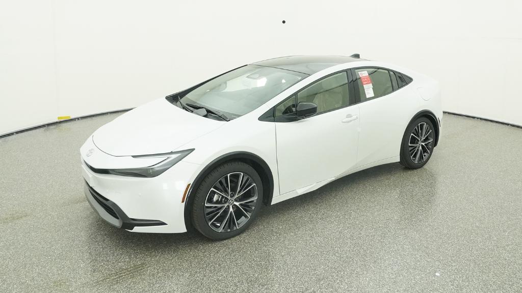 2026 Toyota Prius XLE's photo