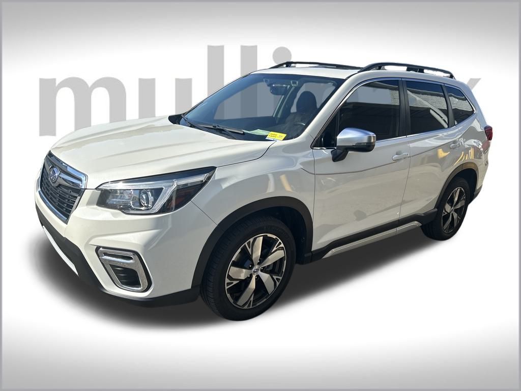 2020 Subaru Forester Touring photo 4