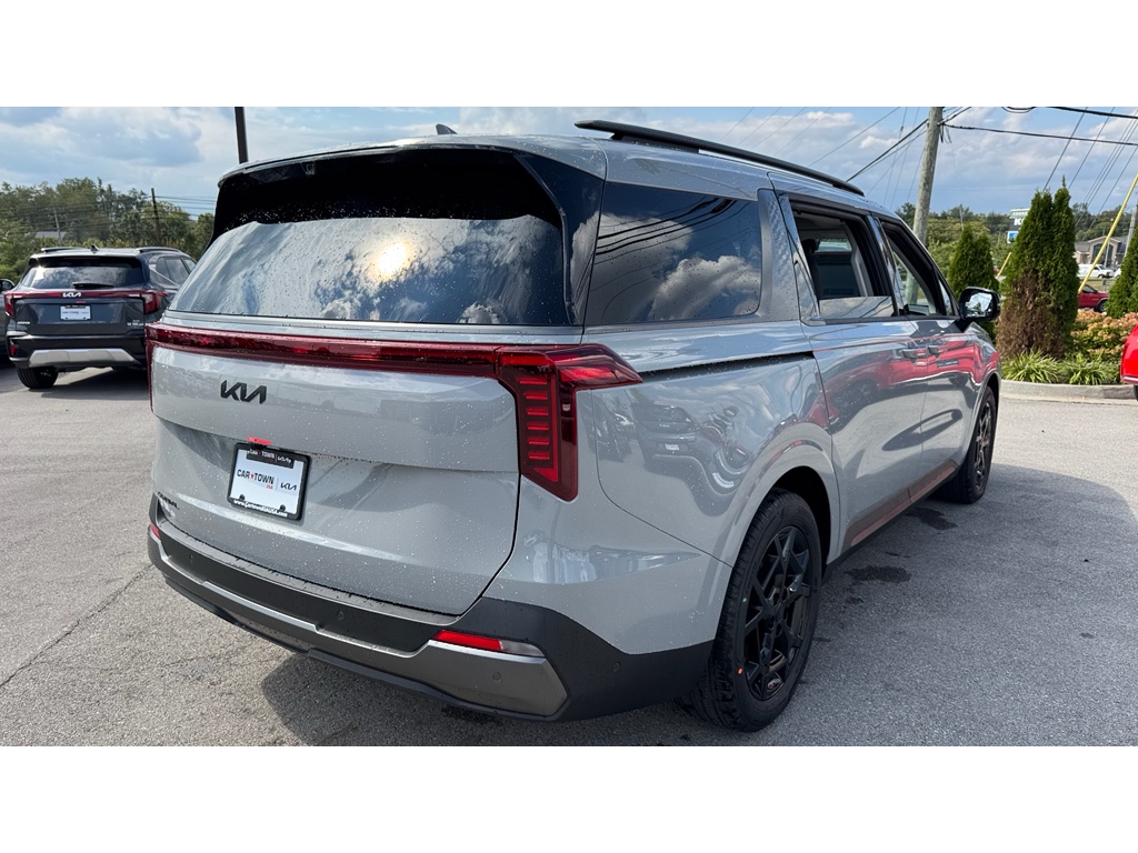 2026 Kia Carnival SX Prestige photo 2