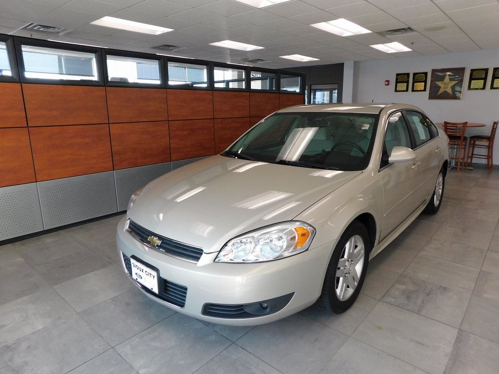 Used 2010 Chevrolet Impala LT with VIN 2G1WB5EK3A1222963 for sale in Sioux City, IA