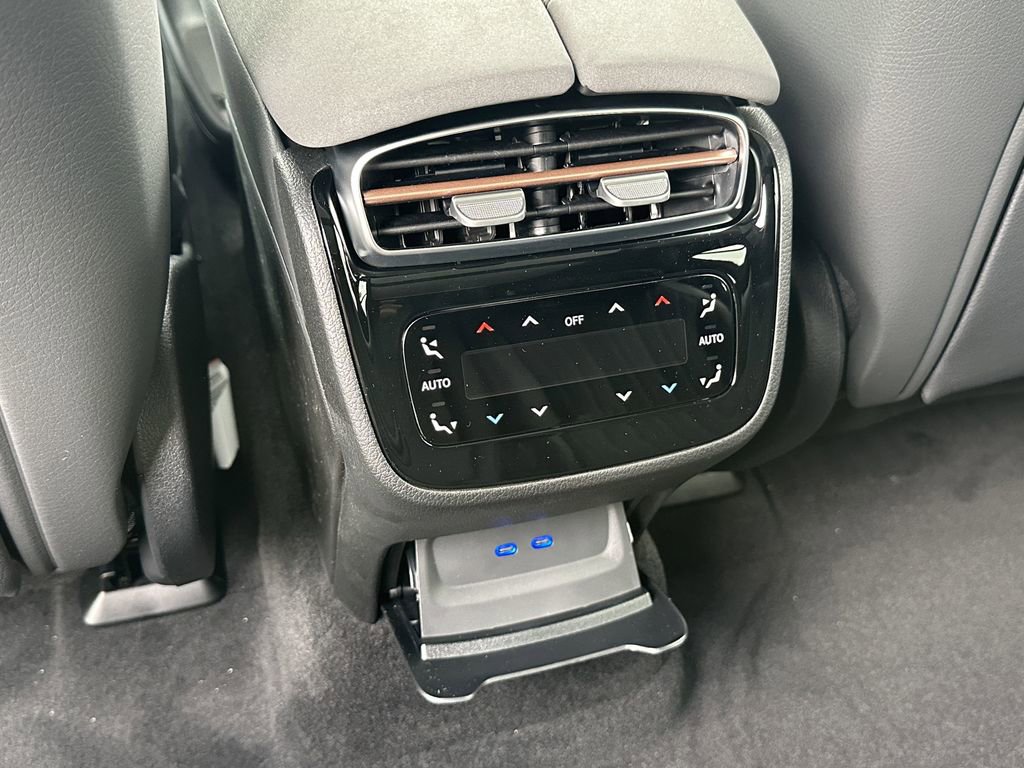 2026 Mercedes Benz EQS SUV 450 4MATIC photo 25
