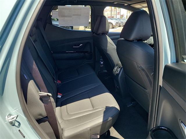 2025 Hyundai Santa Cruz SEL Activity photo 19