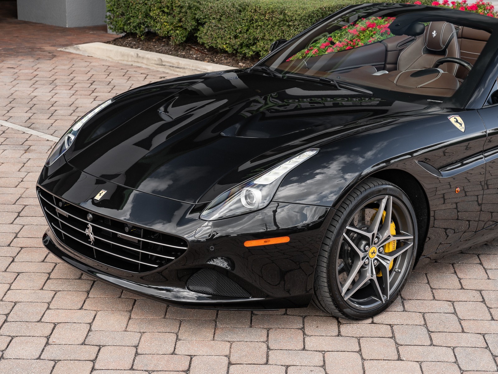 2015 Ferrari California T photo 5
