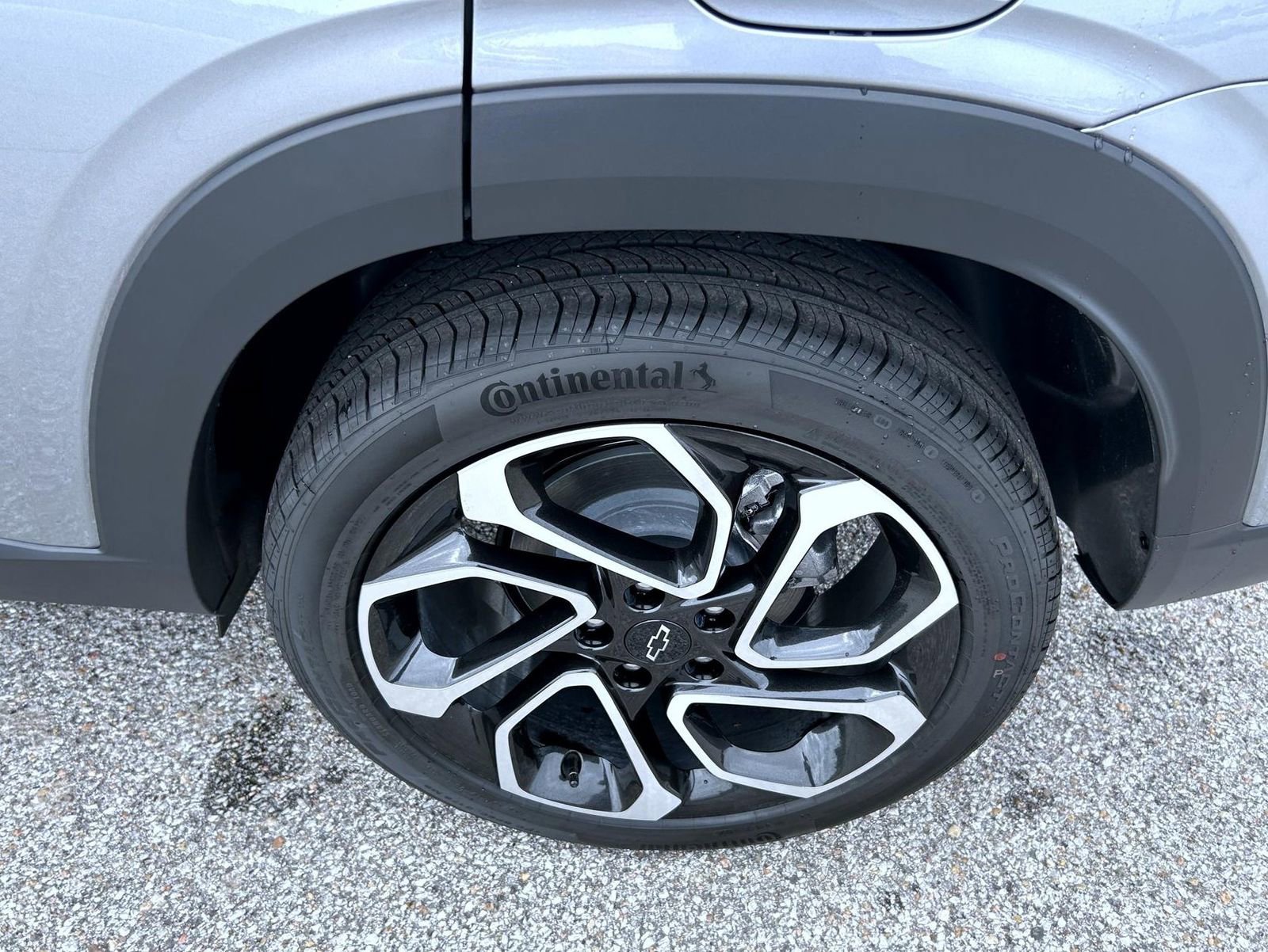 2025 Chevrolet Trax photo 20
