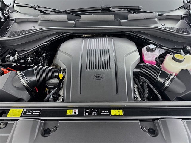 2025 Land Rover Range Rover SE photo 27