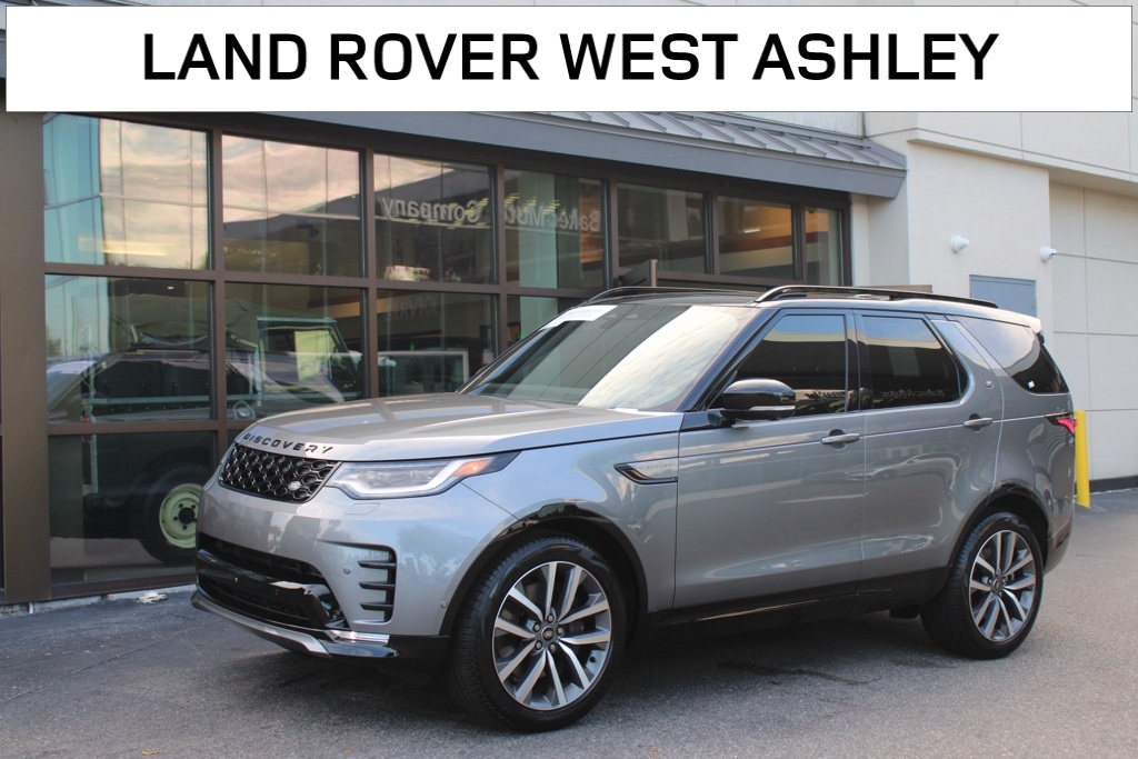 2025 Land Rover Discovery Dynamic SE's photo