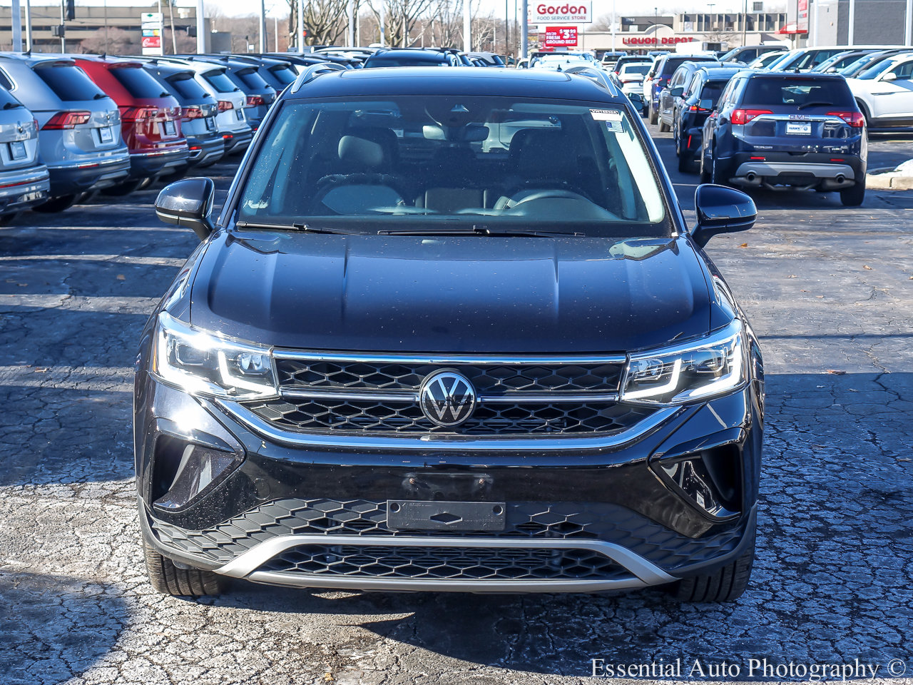 2023 VOLKSWAGEN TAOS - Image 1