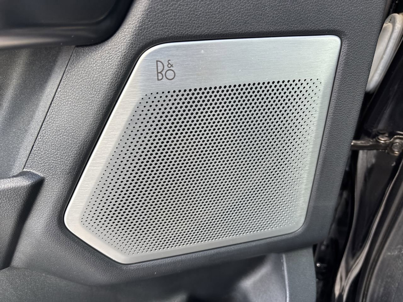 2023 Ford F-150 Platinum photo 17