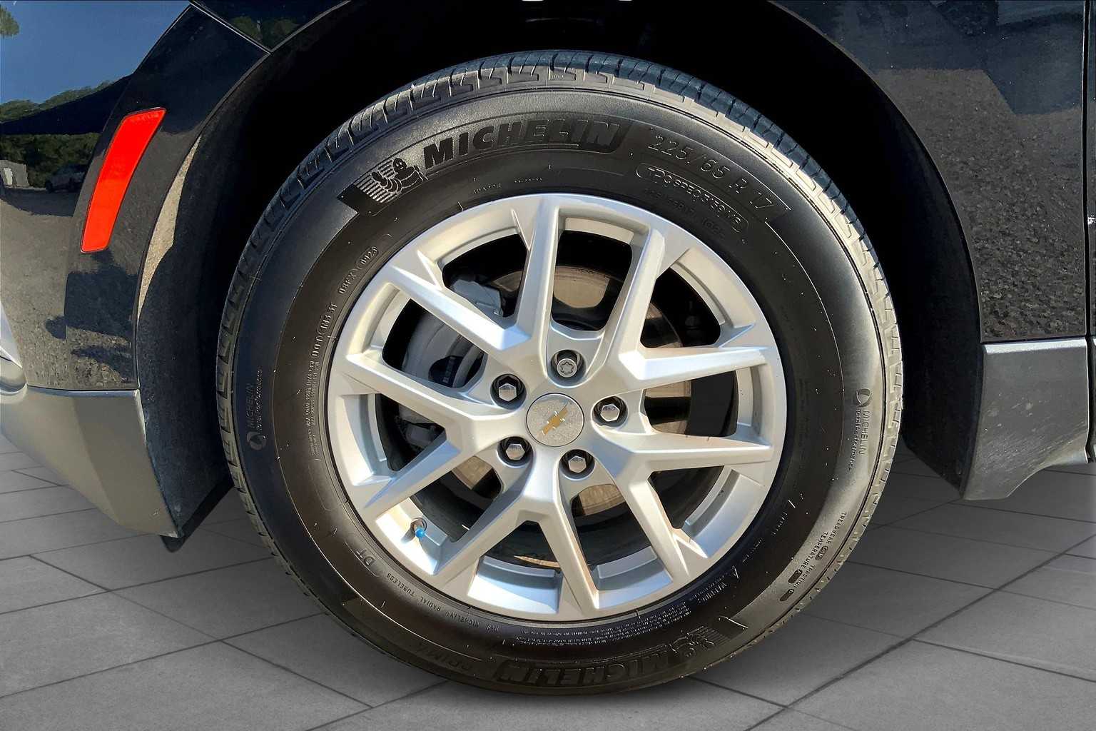 2023 Chevrolet Equinox LT photo 18