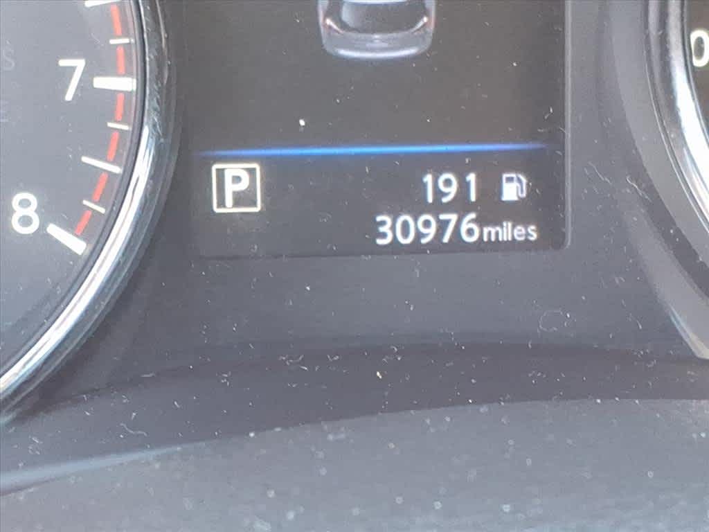 2020 Nissan Rogue SV photo 27