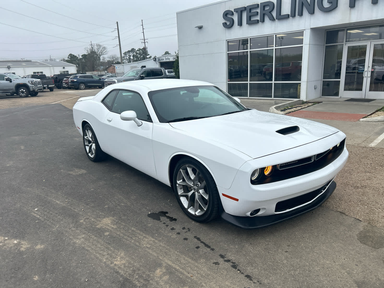 2022 Dodge Challenger GT photo 2