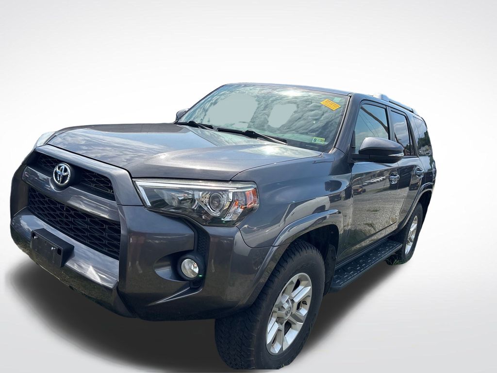 2017 Toyota 4Runner SR5 Premium photo 2