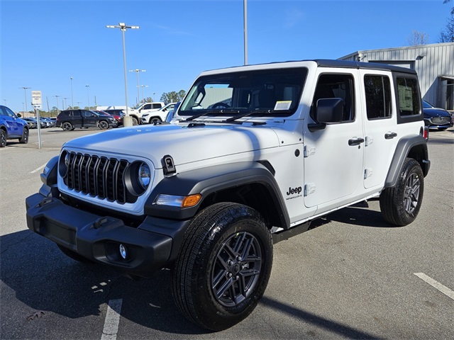2026 Jeep Wrangler Sport photo 3