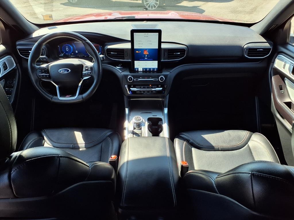 2020 Ford Explorer ST photo 3