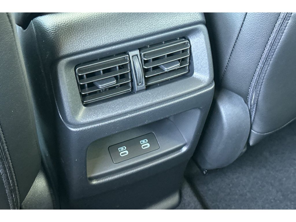 2026 Honda CR-V Hybrid Sport-L photo 12
