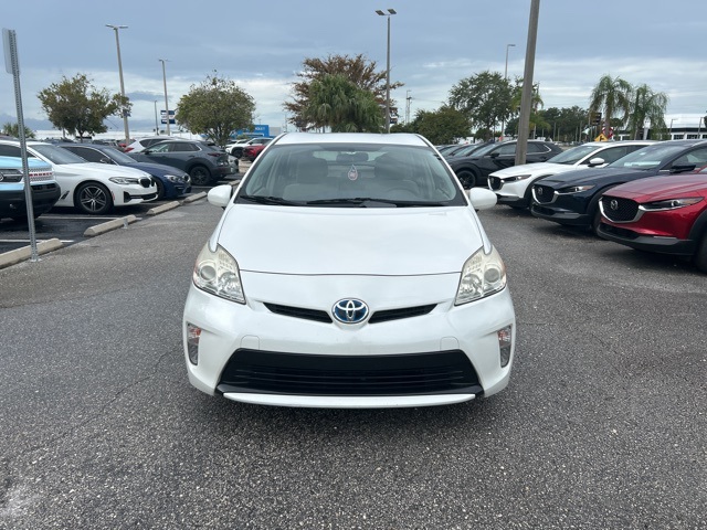 2014 Toyota Prius Four photo 2