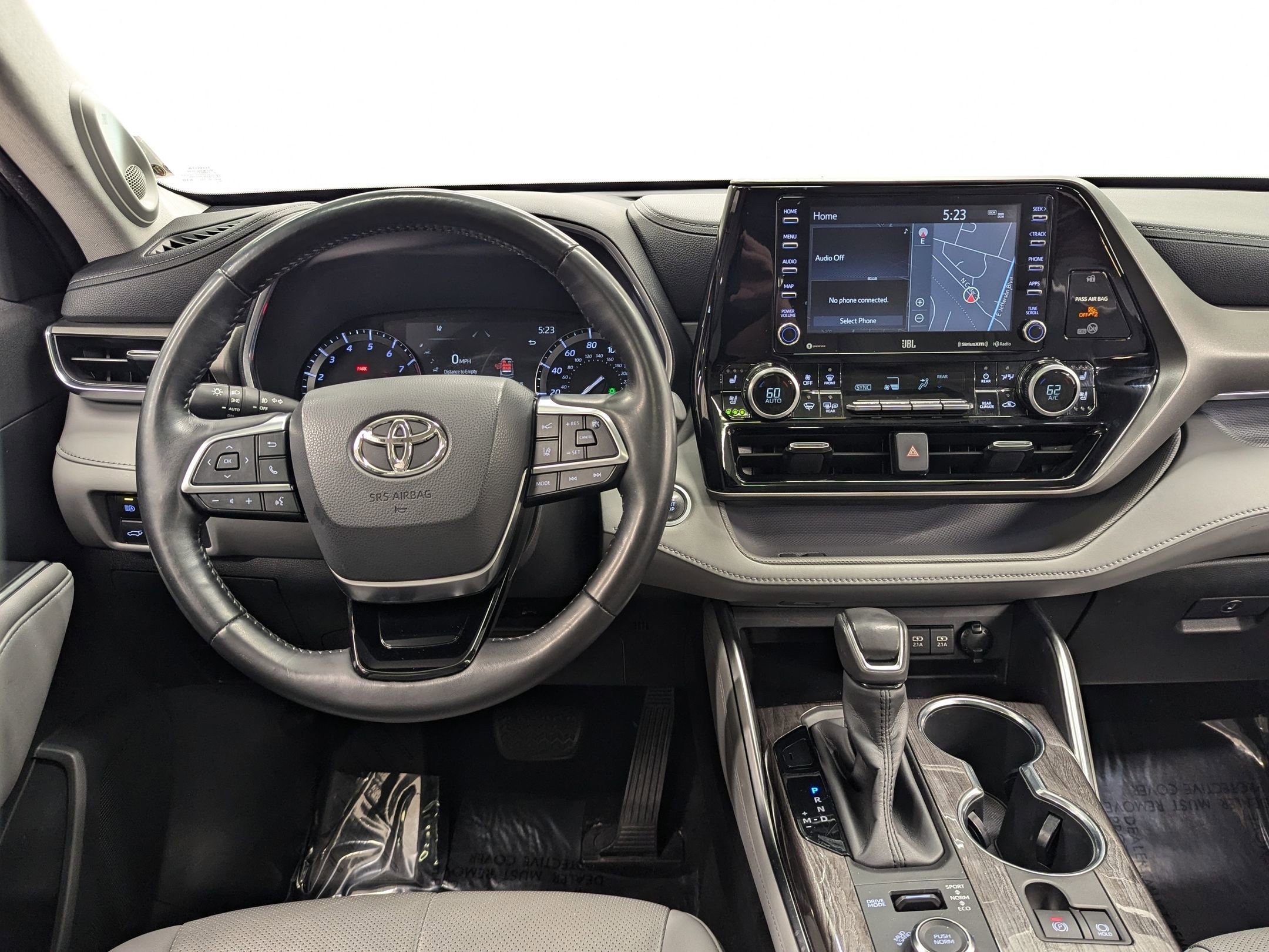 2020 Toyota Highlander Limited photo 23