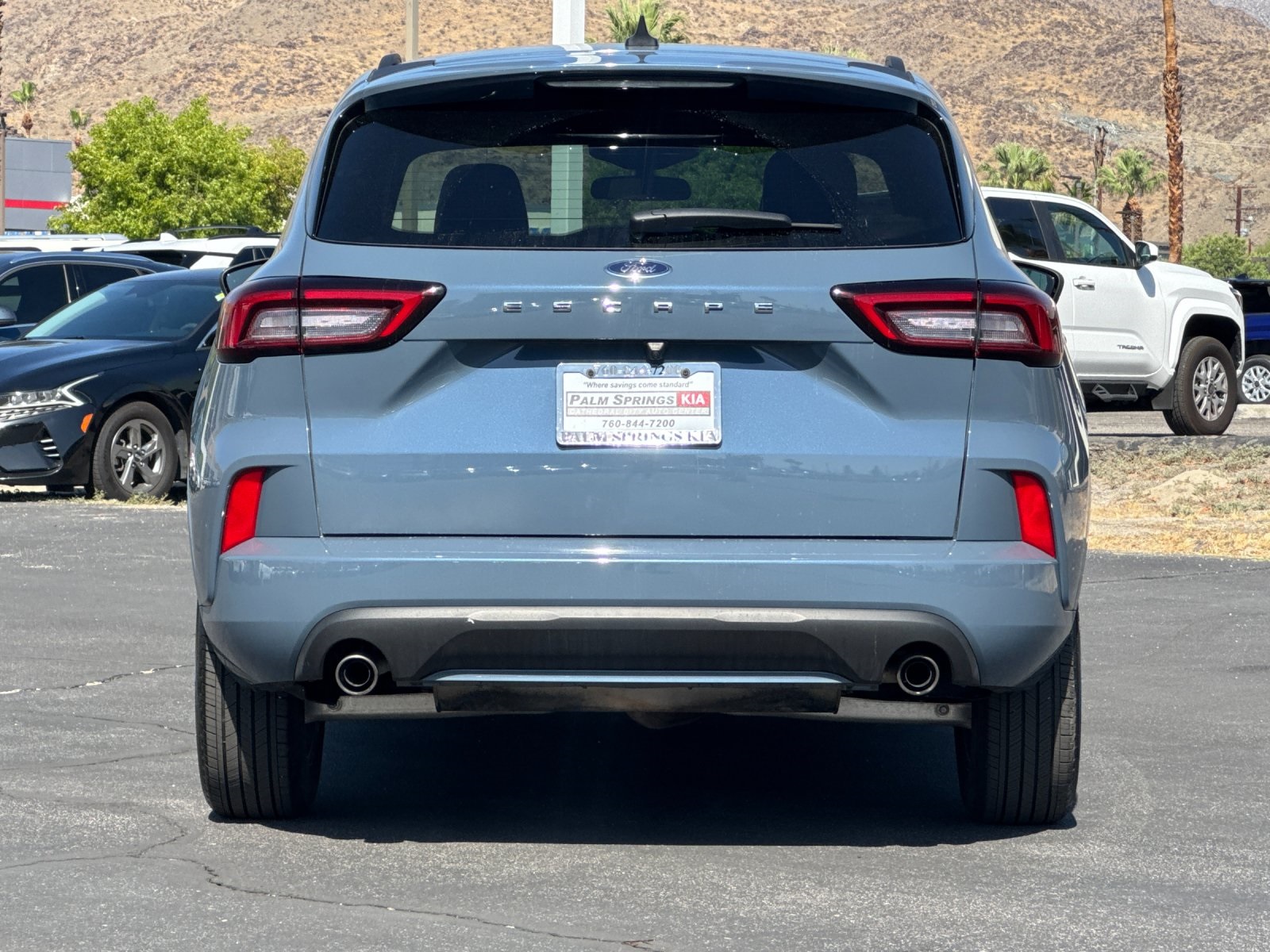 2024 Ford Escape ST-Line photo 4