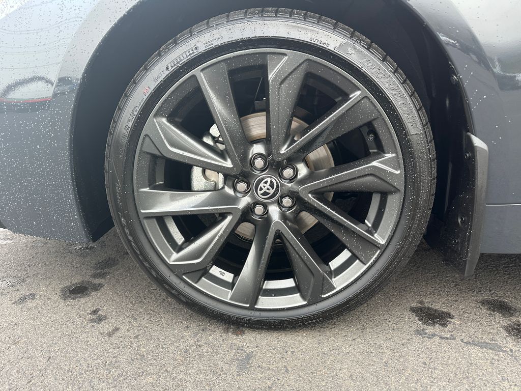 2025 Toyota Corolla SE photo 12
