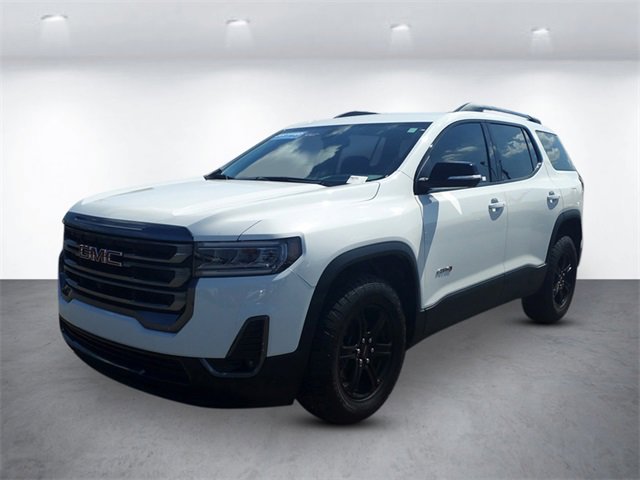 2023 GMC Acadia AT4's photo