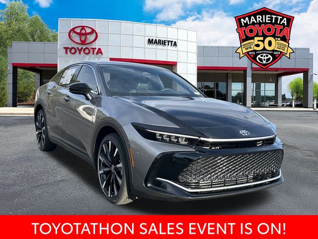 2026 Toyota Crown Platinum's photo