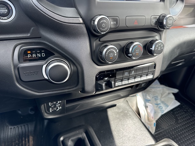 2023 Ram 2500 Tradesman photo 13
