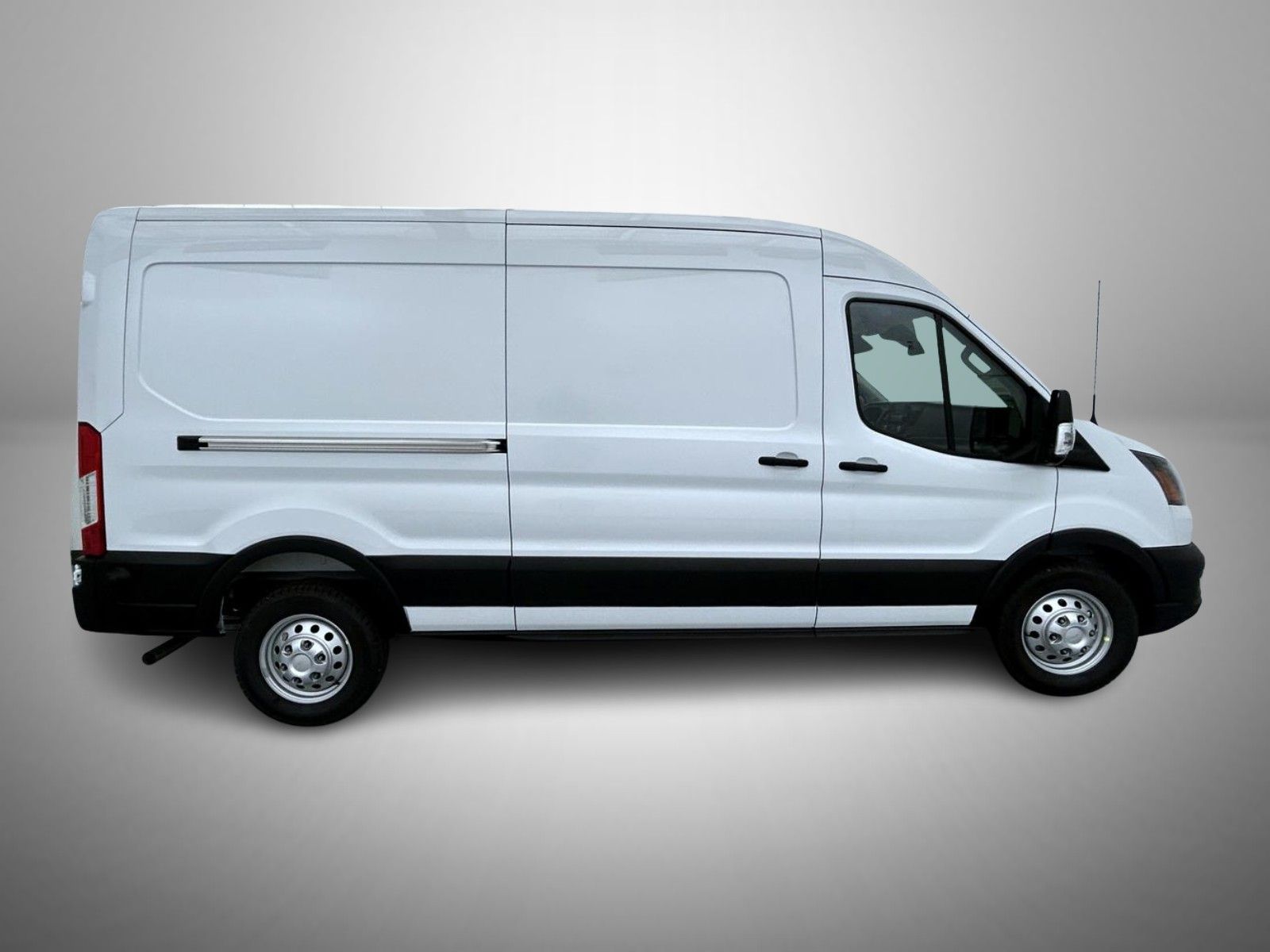 2025 Ford Transit photo 4