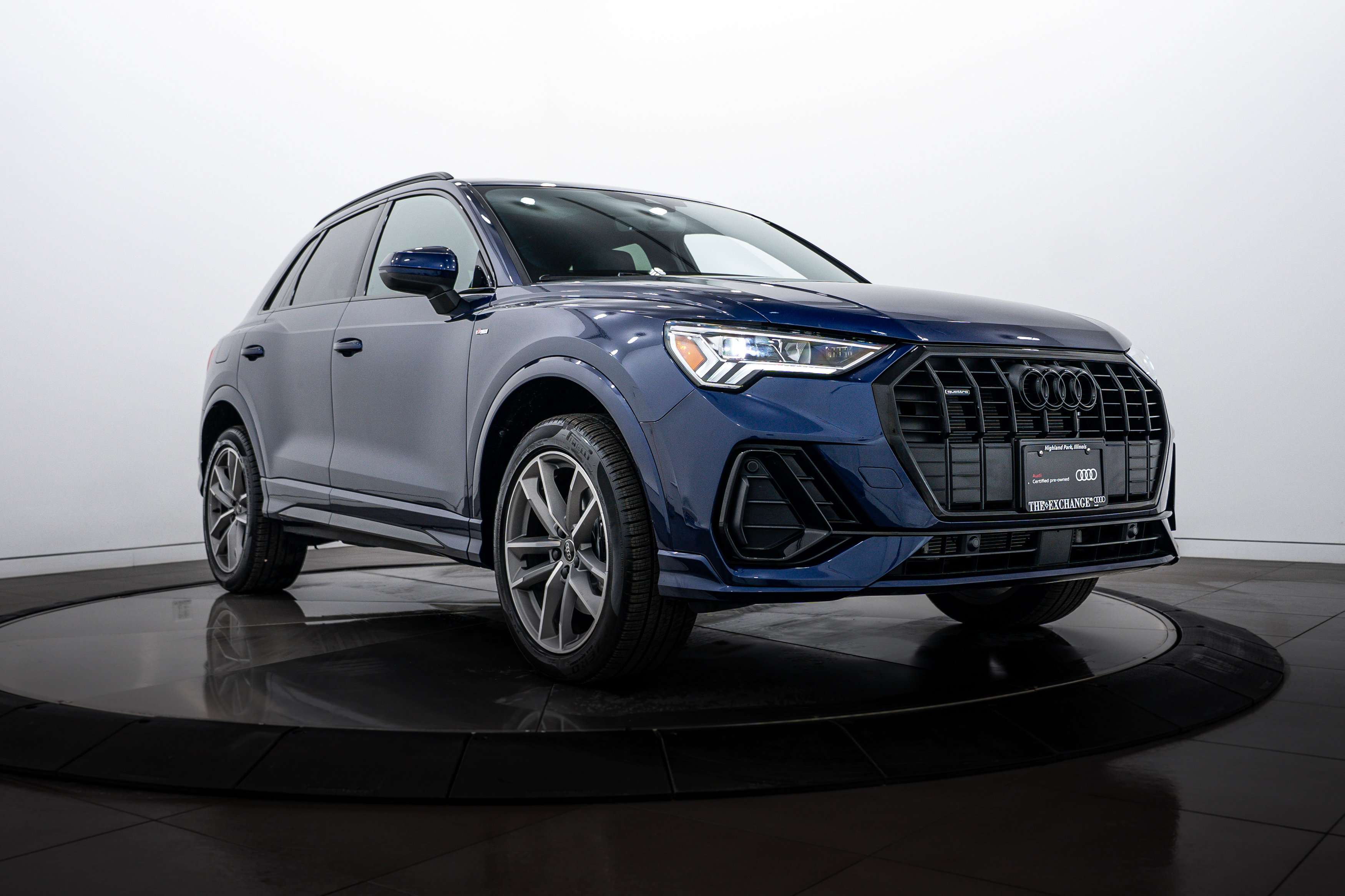 2025 Audi Q3 S Line Premium's photo