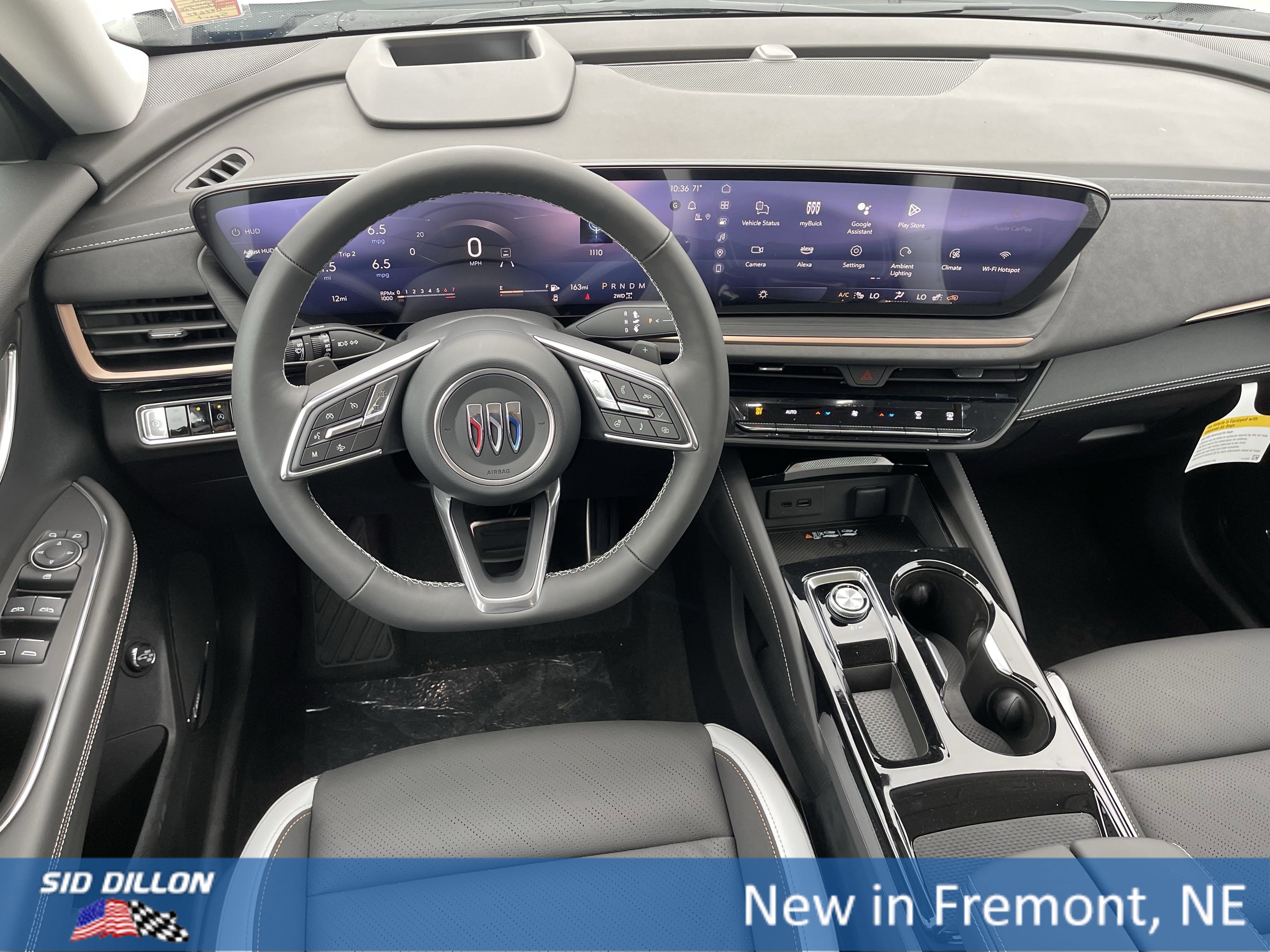 2025 Buick Envision Sport Touring photo 2