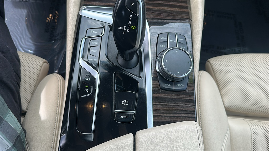 2023 Bmw 530e 5-Series photo 25
