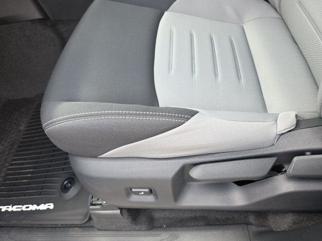 2025 Toyota Tacoma TRD Sport 4x4 Double Cab photo 12