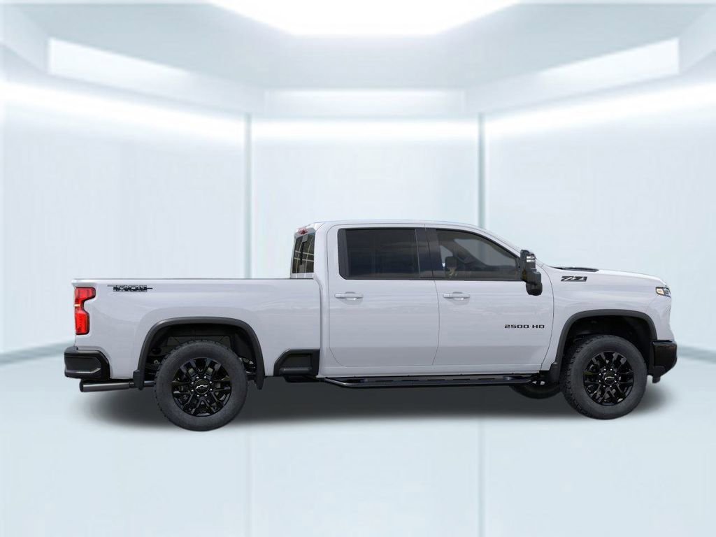 2026 Chevrolet Silverado 2500HD LTZ photo 4