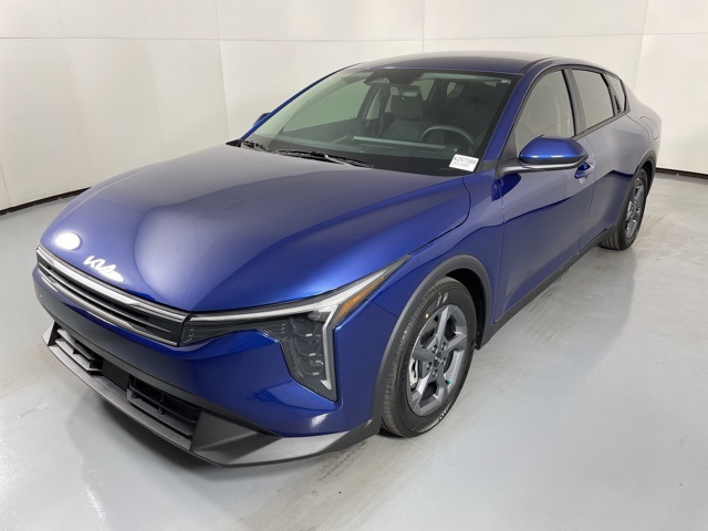 2025 Kia K4 LXS photo 4