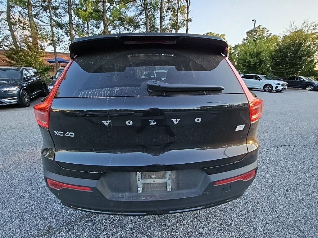 2024 Volvo XC40 Recharge Twin Plus photo 4