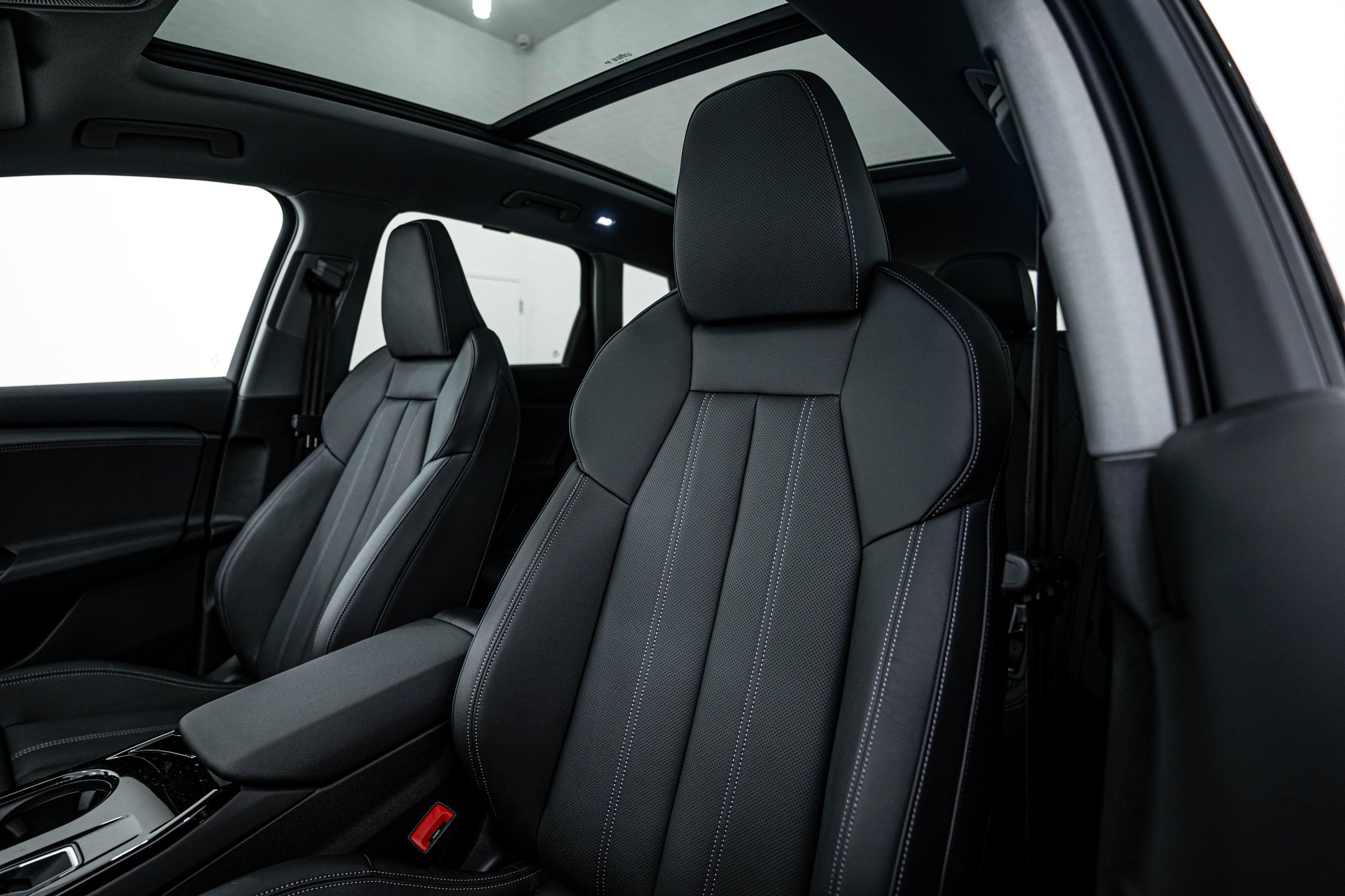 2025 Audi Q6 E-tron Premium Plus photo 13