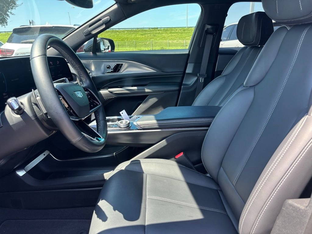 2024 Cadillac Lyriq Tech photo 4