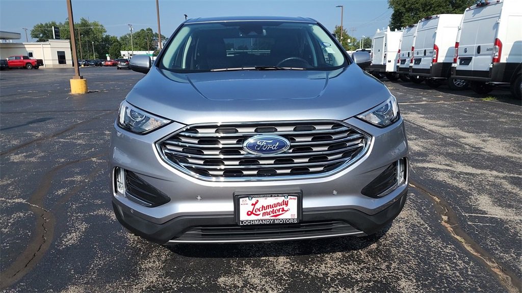 2024 Ford Edge Titanium photo 3