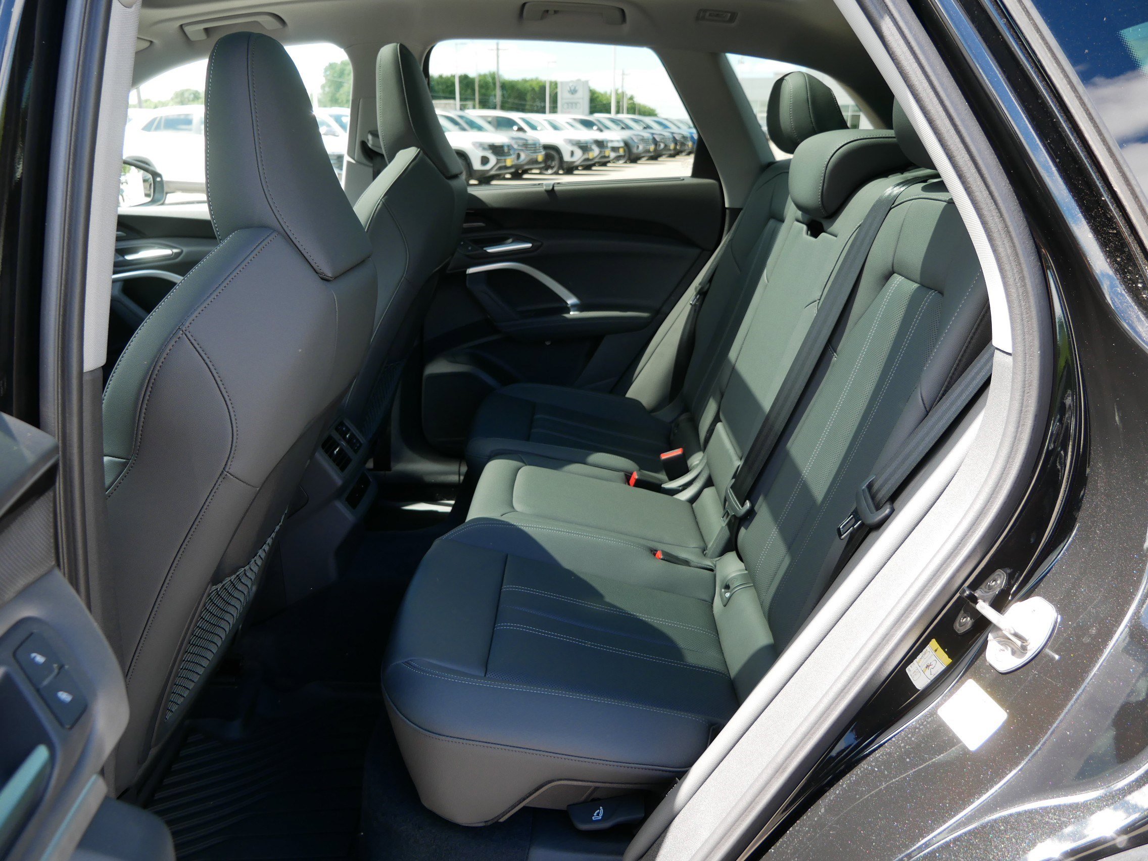 2025 Audi Q5 Premium Plus photo 9