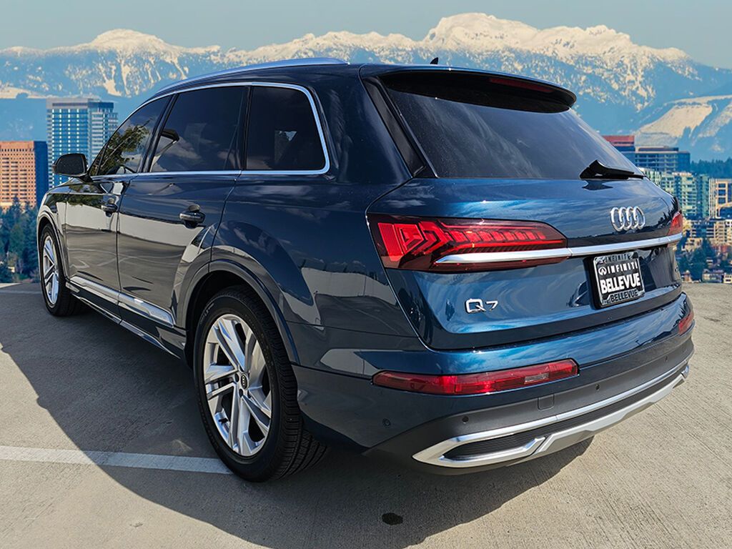 2022 Audi Q7 55 Prestige photo 5