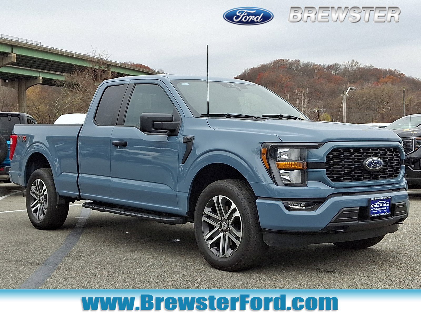 2023 Ford F-150 XL's photo