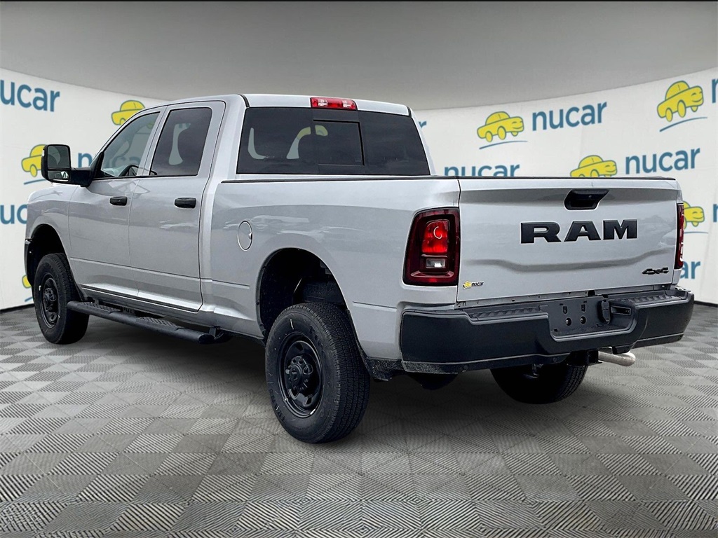 2026 Ram 2500 Tradesman photo 4