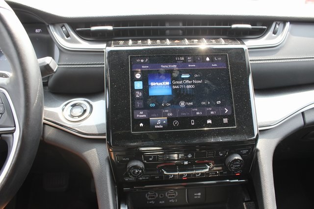 2021 Jeep Grand Cherokee Laredo photo 4