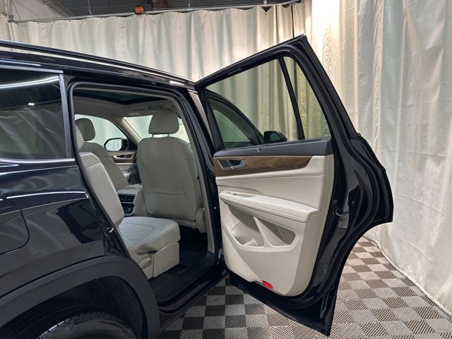 2026 Volkswagen Atlas SE Technology photo 26