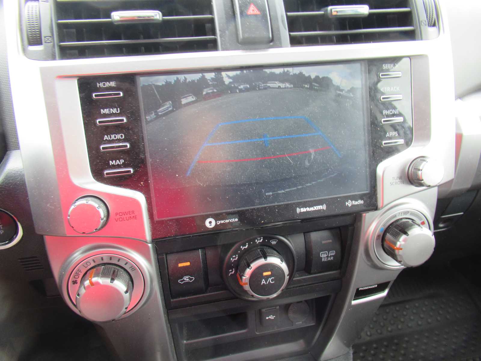 2020 Toyota 4Runner SR5 Premium photo 24