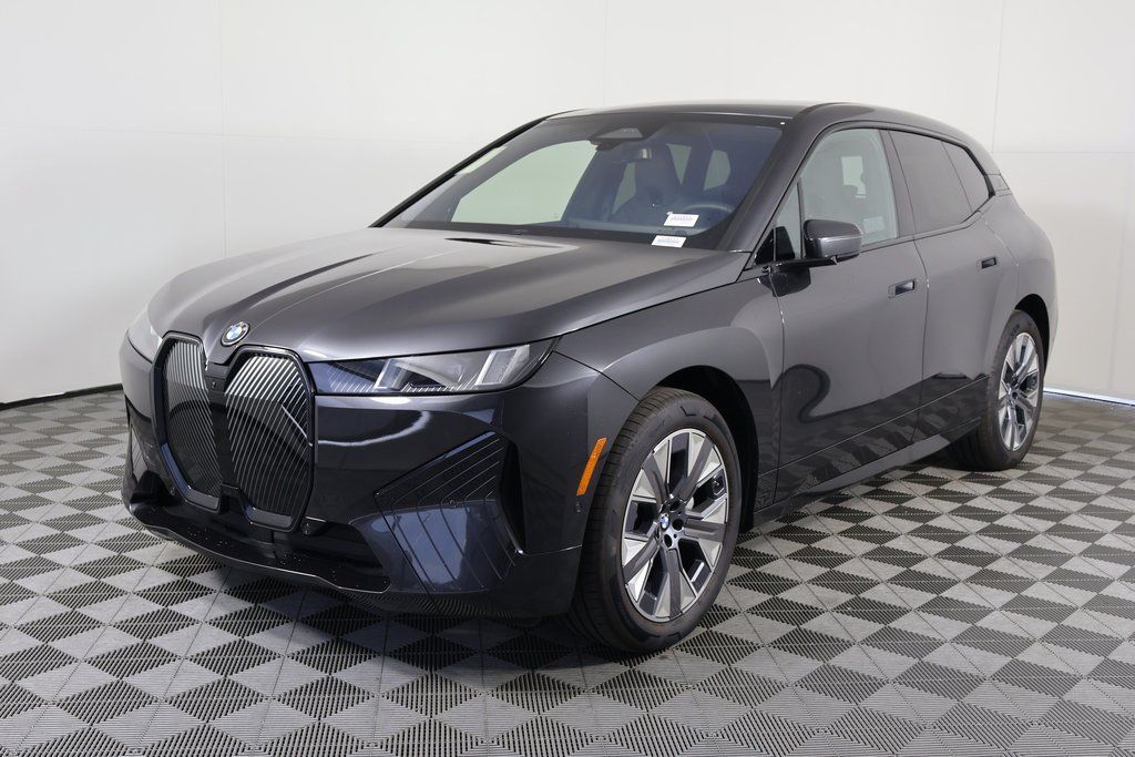 2026 BMW iX 60's photo