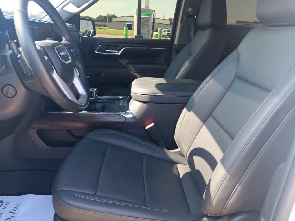 2025 Gmc Sierra 1500 SLT photo 7