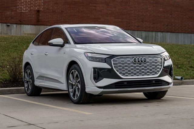 2025 Audi Q4 e-tron Sportback Premium Plus